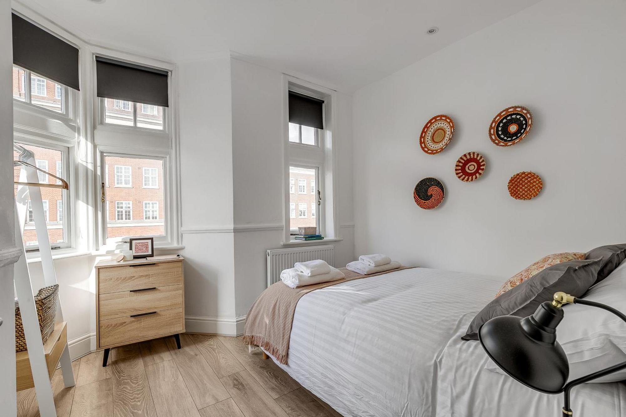 Lovely Kensington Apartments Лондон Екстер'єр фото