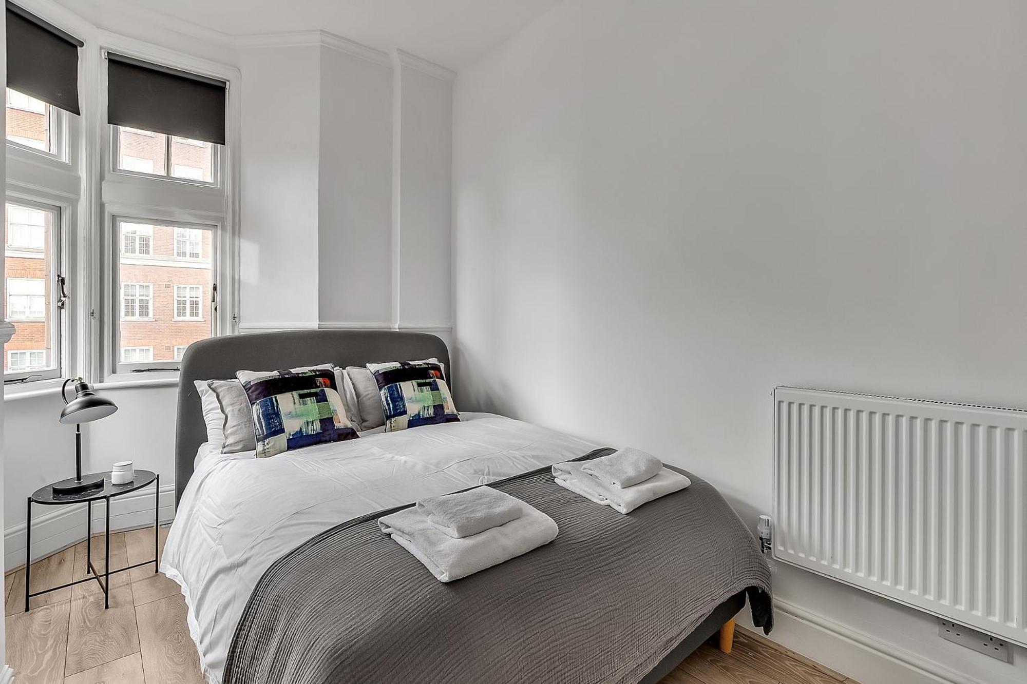 Lovely Kensington Apartments Лондон Номер фото