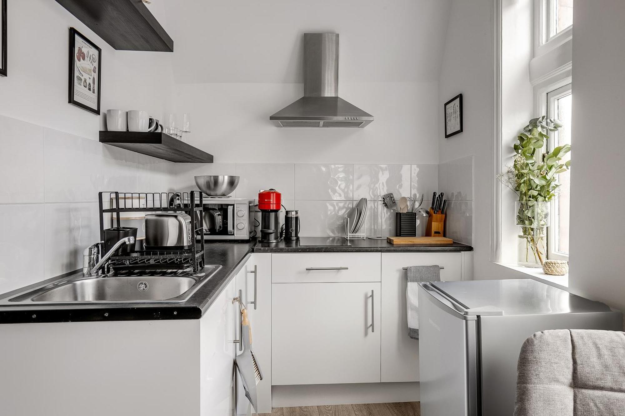 Lovely Kensington Apartments Лондон Номер фото
