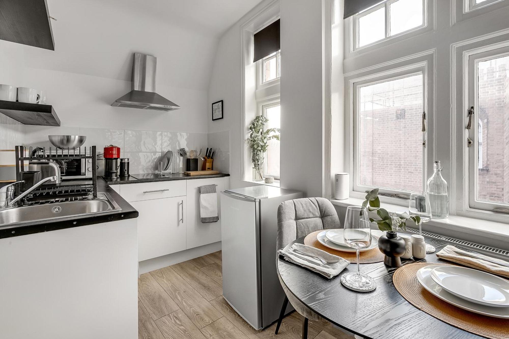 Lovely Kensington Apartments Лондон Номер фото