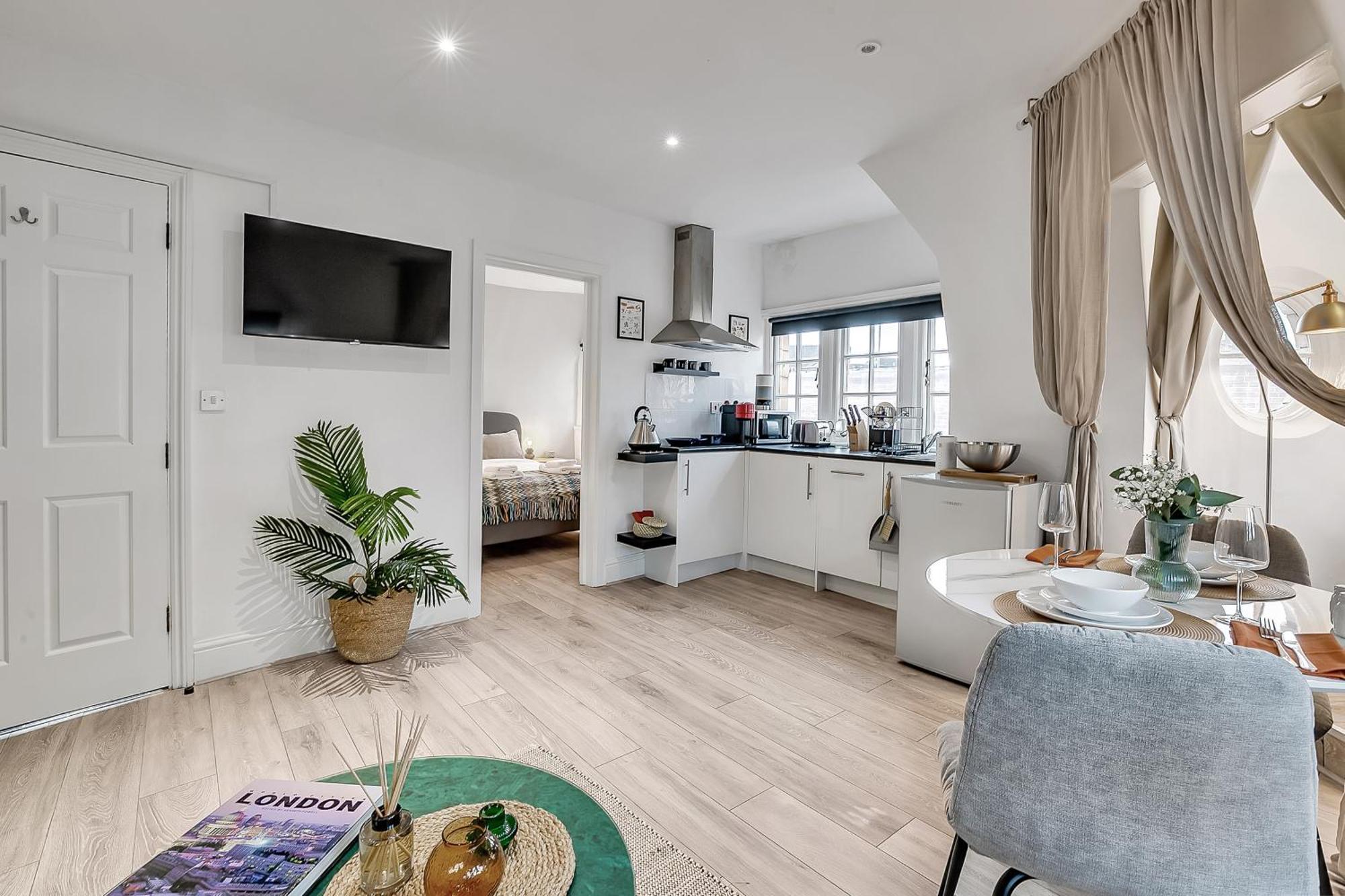 Lovely Kensington Apartments Лондон Номер фото
